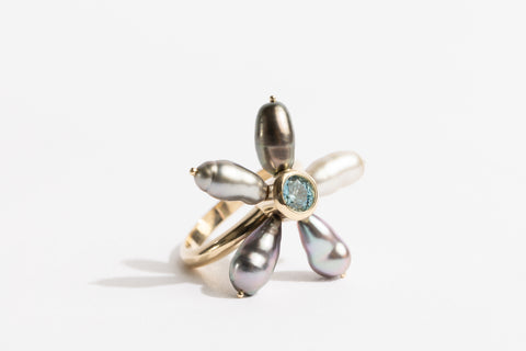Pearl Daisy Ring